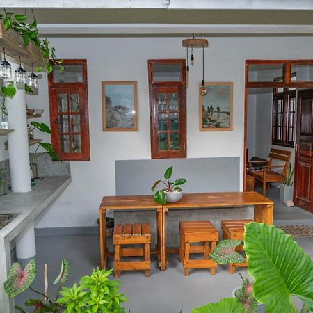Cosynsurf Bed & Breakfast Matara Ngoại thất bức ảnh