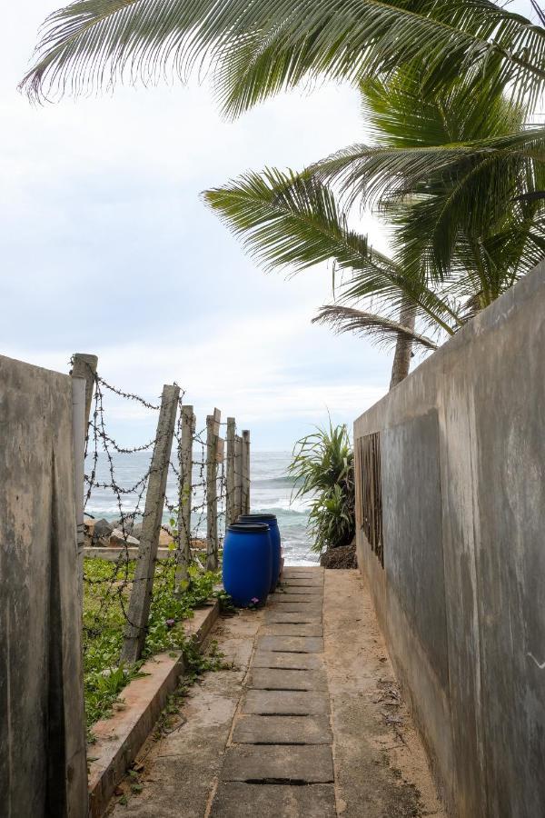 Cosynsurf Bed & Breakfast Matara Ngoại thất bức ảnh
