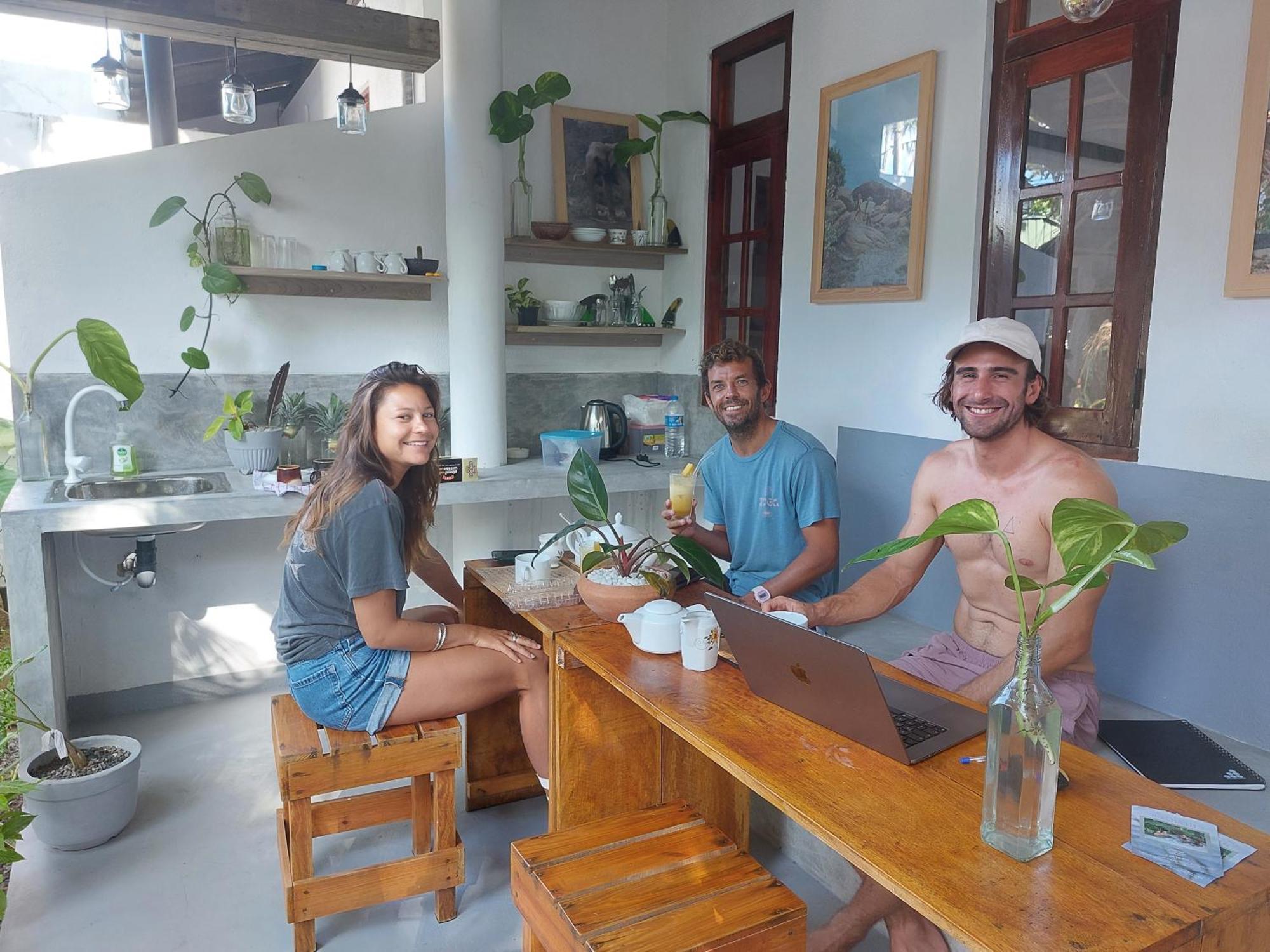 Cosynsurf Bed & Breakfast Matara Ngoại thất bức ảnh